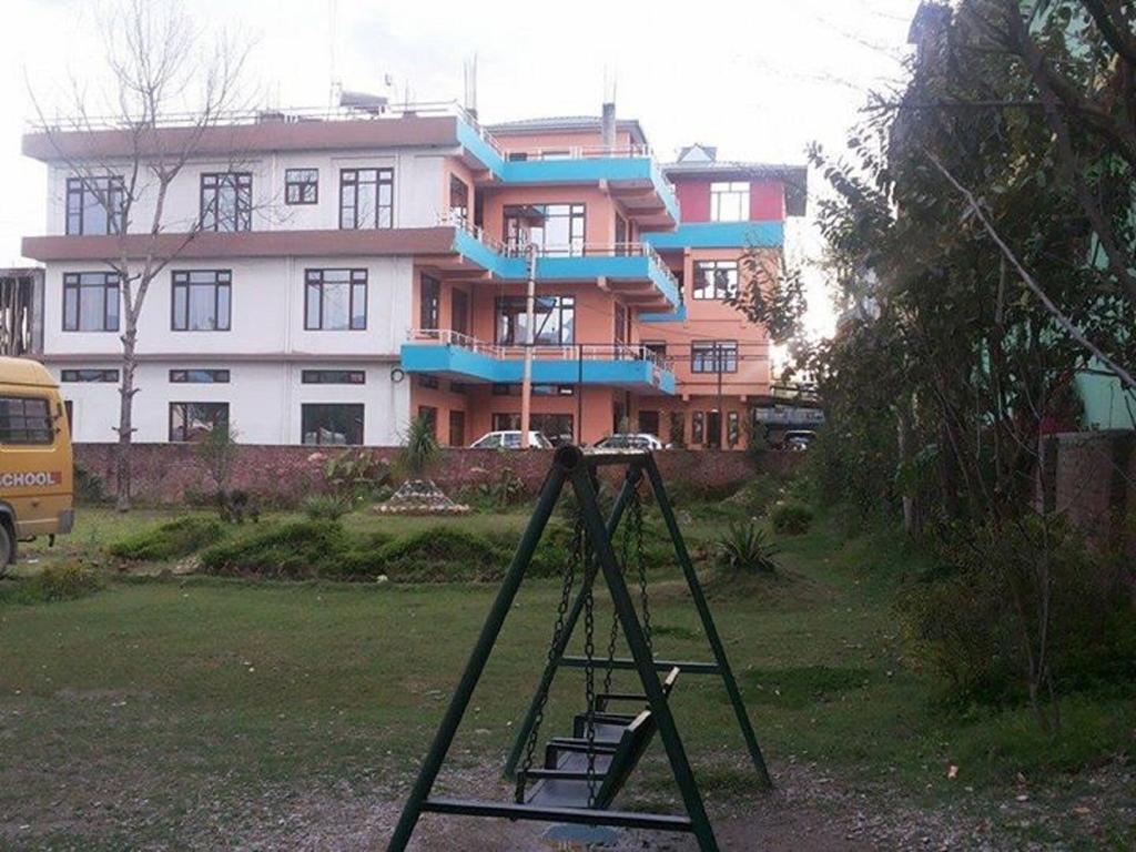 Himgiri Resort Nagchala Luaran gambar