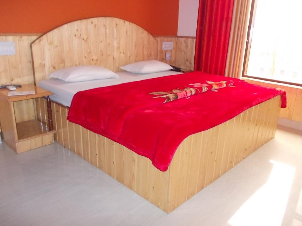 Himgiri Resort Nagchala Luaran gambar